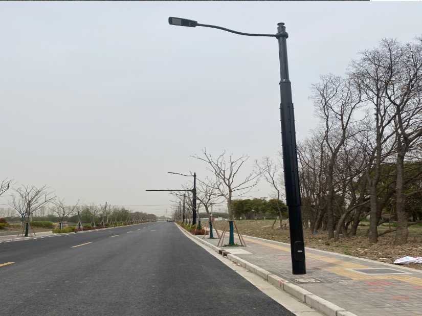 古城区上海综合杆 太阳能路灯工程